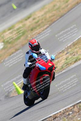 media/Oct-14-2023-TrackXperience (Sat) [[0517685739]]/Level 1/session 5 turn 12/